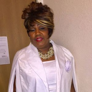 Meet your Posher, Sonya